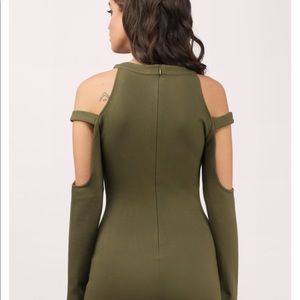 NWT Toni bodycon cold shoulder olive green dress